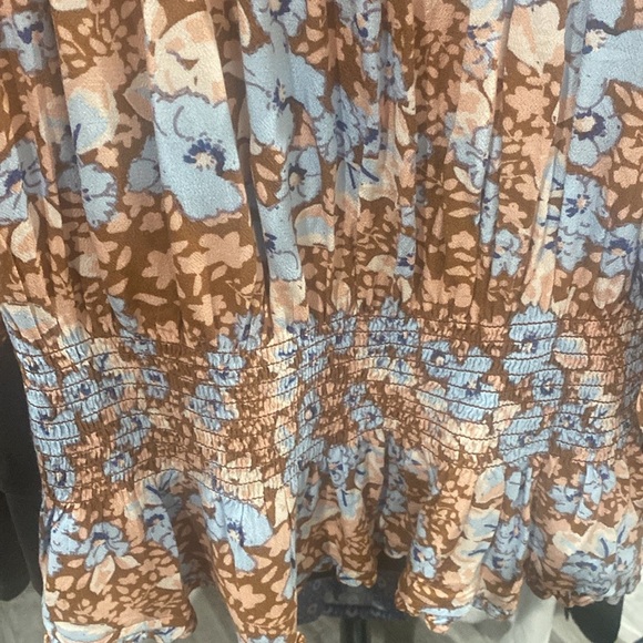 Free People - Ruffled Sleeve & Neckline Blouse 100% Viscose zipper - Picture 14 of 16